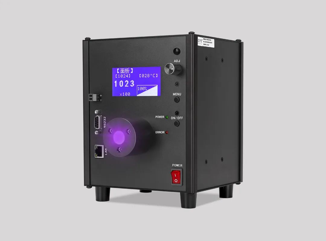 �����Դ��UV405/395/385/365nm������߱��������������±������ϵ籣���ȹ��ܣ�֧��RS-232��LANͨ��